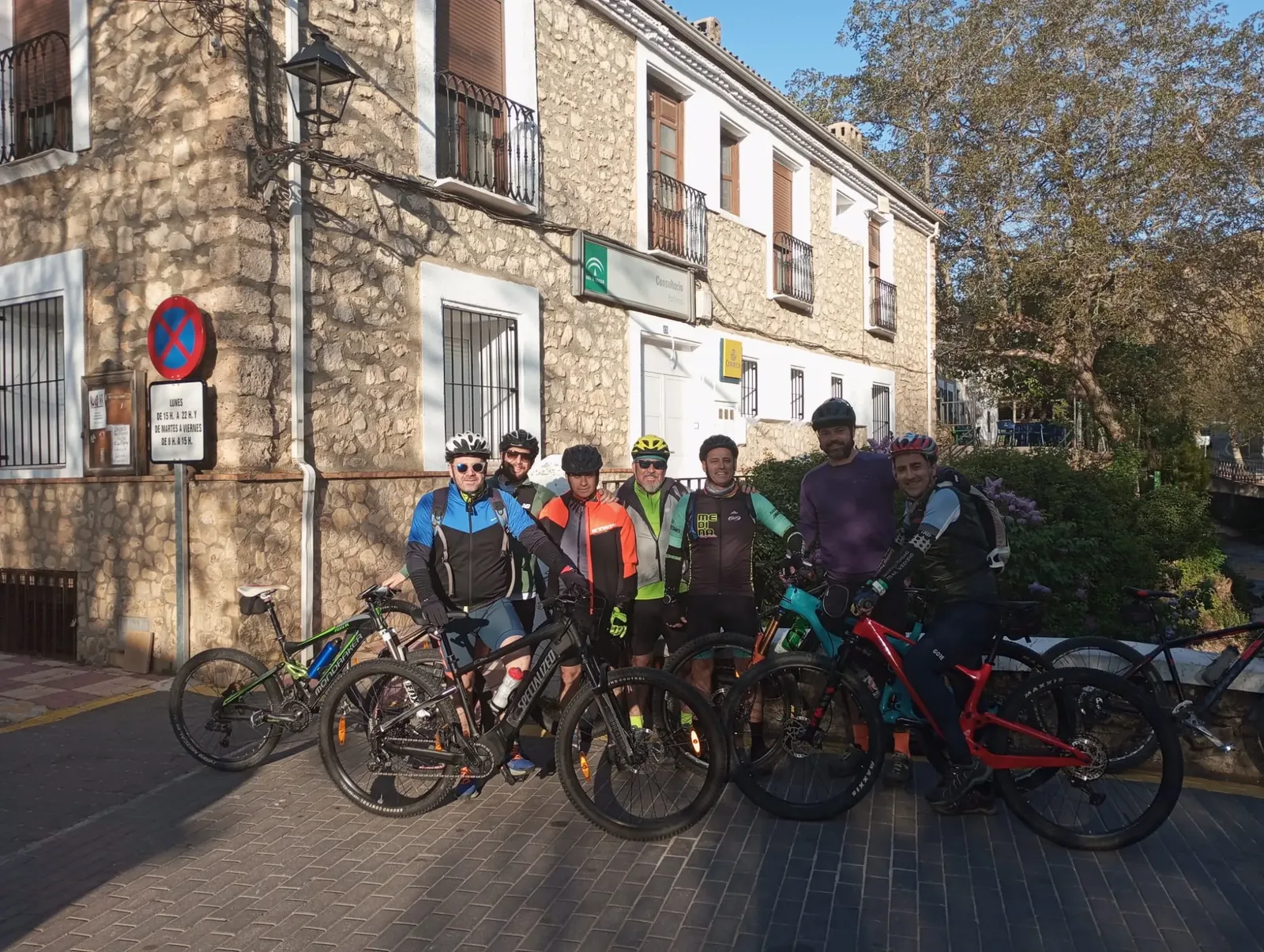 Ruta en bicicleta eléctrica por la sierra